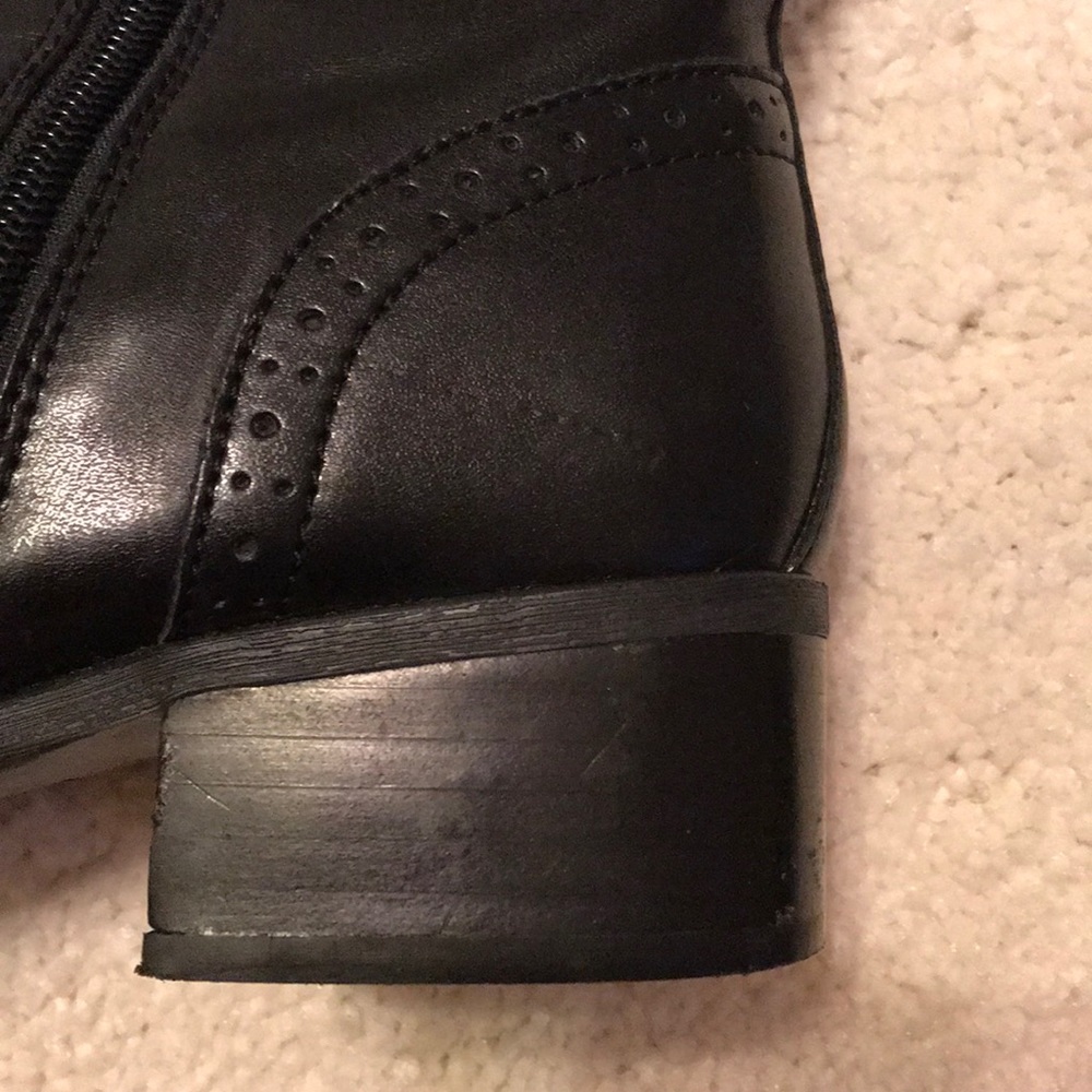 Boots - Picture 6 of 6